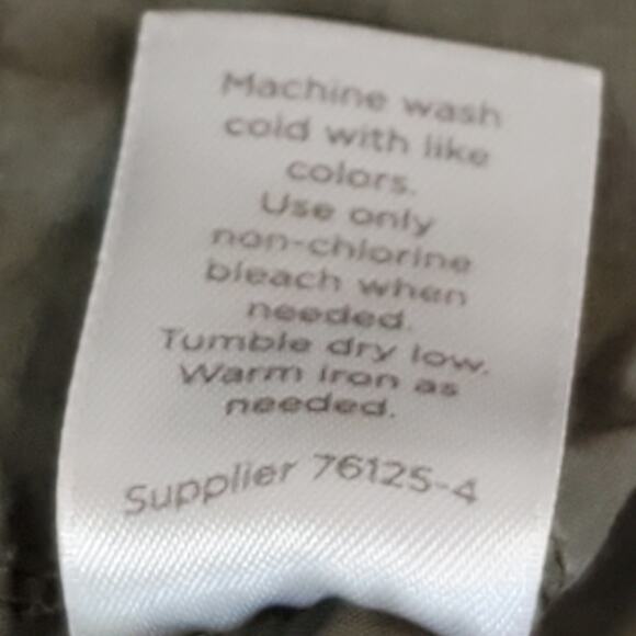 JCP Paperbag Shorts Size 10 - Picture 8 of 9